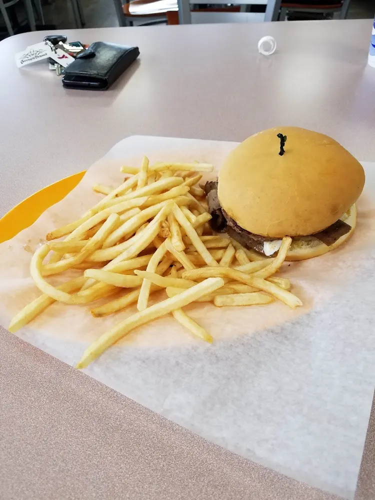 Gyro Burger w Fries